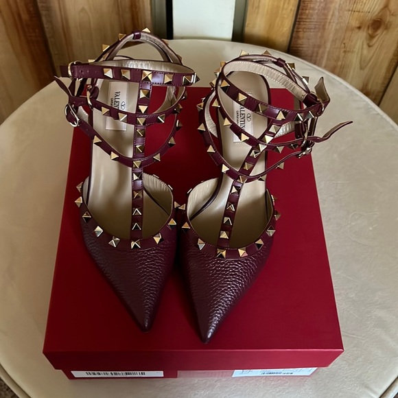 Valentino rockstud heels - Picture 1 of 5